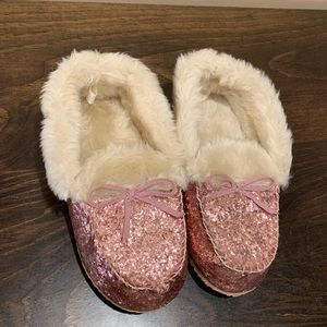 gap kids slippers